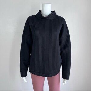 GapFit Mock-Neck Jacquard Sweatshirt in Black - M